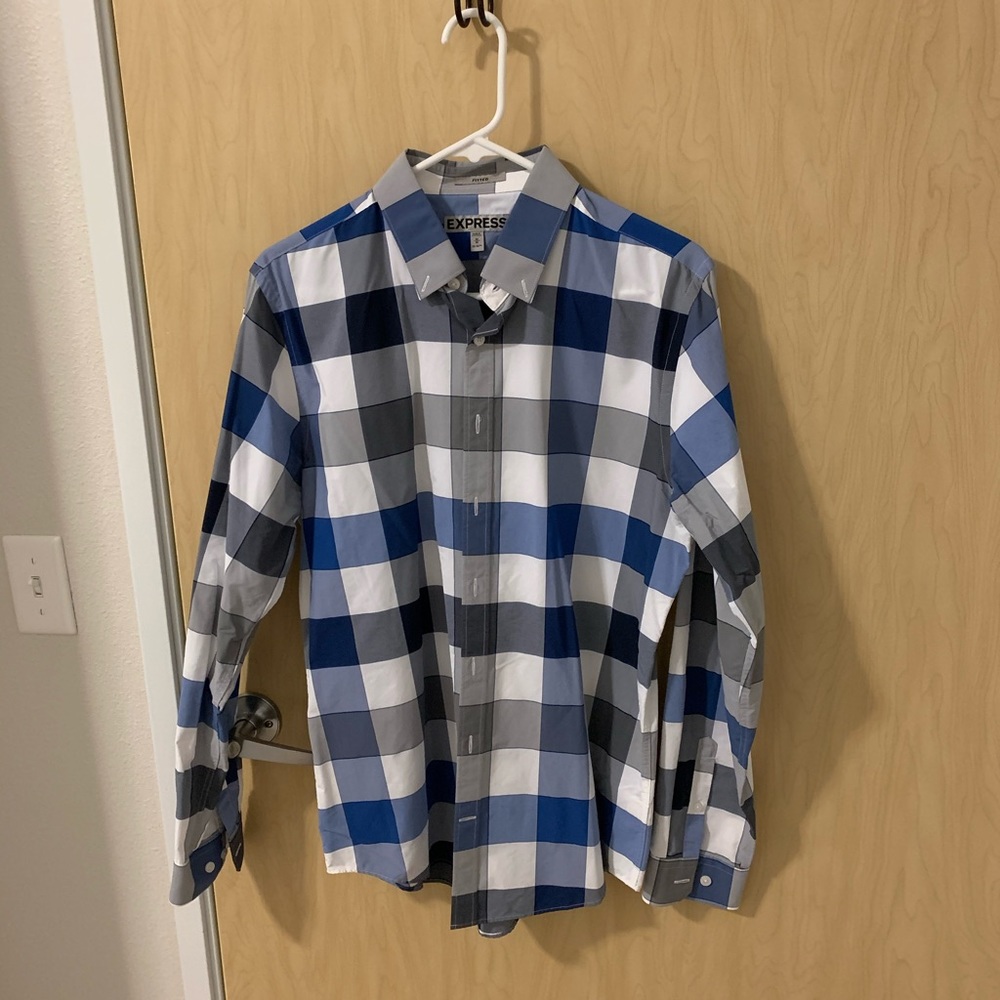 Express button up